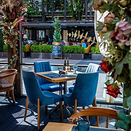 Les Fleurs Boutique Hotel-2